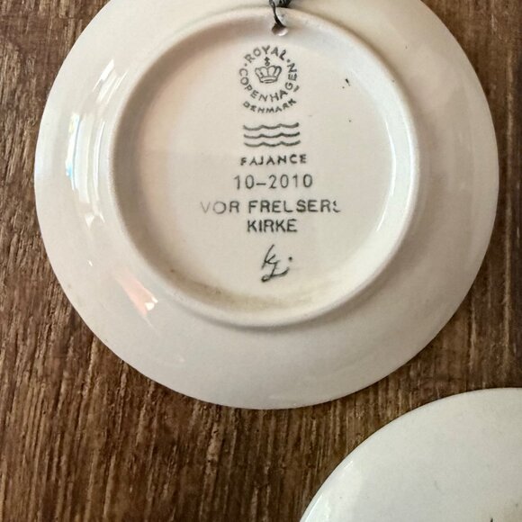 1950s Danish Miniature Souvenir Plates Set of 3 Windmill Church & H.C. Anderson - Picture 7 of 9